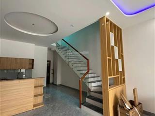 Cần bán cấp căn nhà 2,5 tầng hòa xuân, cẩm lệ, đà nẵng