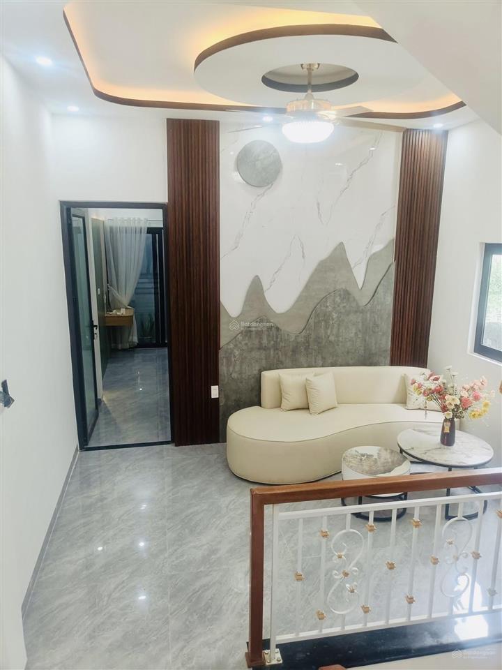 Nhà 3 tầng full nội thất k140 đường nguyễn chánh  đà nẵng