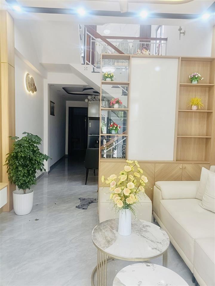 Nhà 3 tầng full nội thất k140 đường nguyễn chánh  đà nẵng