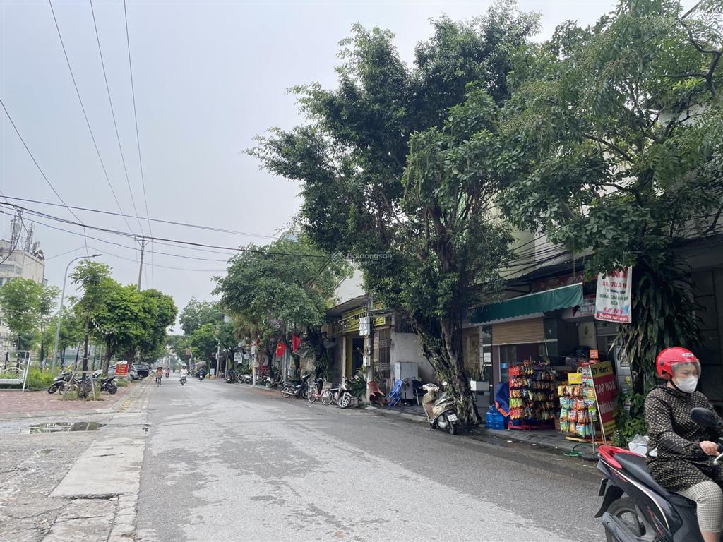 Đìa phúc thịnh (nam hồng cũ) 72m2 tiền hậu 4,8m ô tô vào thoải mái ngay cao tốc chỉ 5x tr/m2