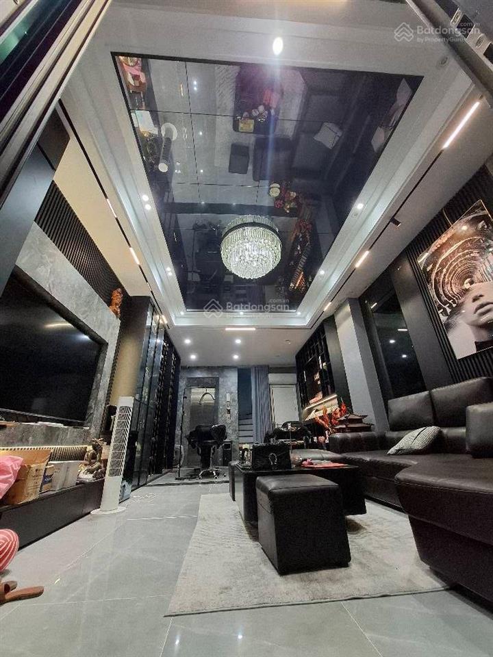 Bán nhà kim giang, thanh xuân, gần phố, thang máy, lô góc, 40m2, 15.6 tỷ(ctl)