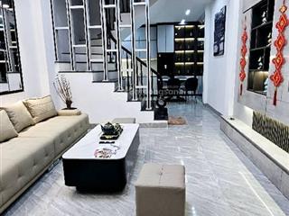 Bán nhà xuân thủy, cầu giấy, 39/42m2 x 4 tầng, ngõ rộng nhà đẹp sẵn ở, giá chỉ 10.6 tỷ