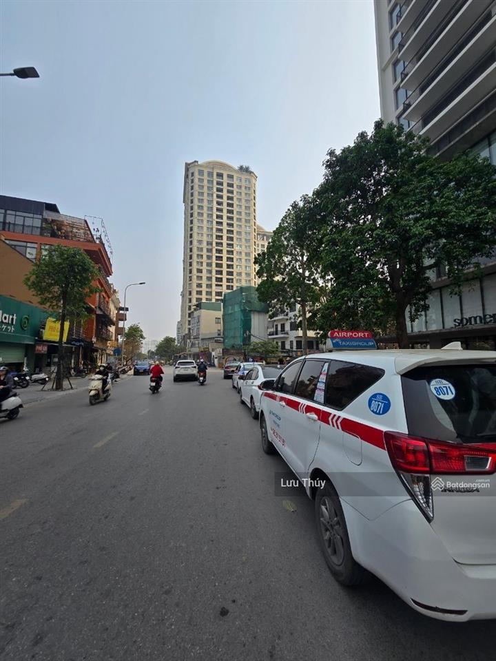 Bán nhà mặt phố xuân diệu  tây hồ 72 tỷ, 159m2, mt 8m, 4t vỉa hè ô tô tránh kinh doanh