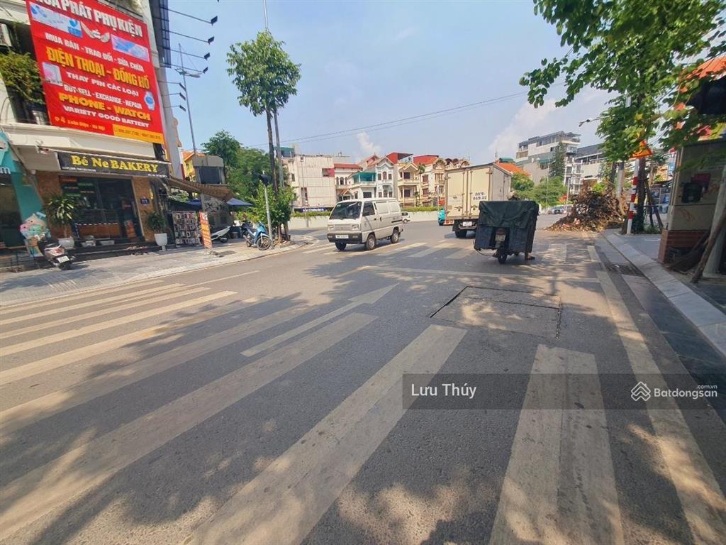 Bán nhà mặt phố xuân diệu  tây hồ 72 tỷ, 159m2, mt 8m, 4t vỉa hè ô tô tránh kinh doanh