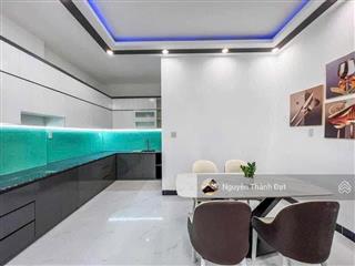 Bán nhà đẹp để đầu tư 70m2 giá 2,75 tỷ gần công viên đang cho thuê 7tr/tháng phú nhuận, hồ chí minh