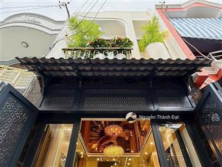 Bán gấp nhà đẹp 90m2 giá 8,31 tỷ mặt tiền đường tam bình , thủ đức đang cho thuê 25tr/tháng hiệp