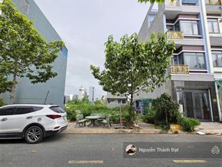Bán đất đẹp 200m2 giá 1,55 tỷ mặt tiền đường an phú đông 12 , q12 , shr tiềm năng để đầu tư