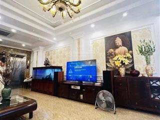 Vị trí kim cương thái hà phân lô gara ôtô kinh doanh nhà đẹp ở ngay 50m*5t*4,3m mt