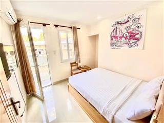 Cho thuê căn hộ dịch vụ 1 phòng ngủ tách bếp ban công gần phố bùi viện, cv 23/9, ngã 6 phù đổng