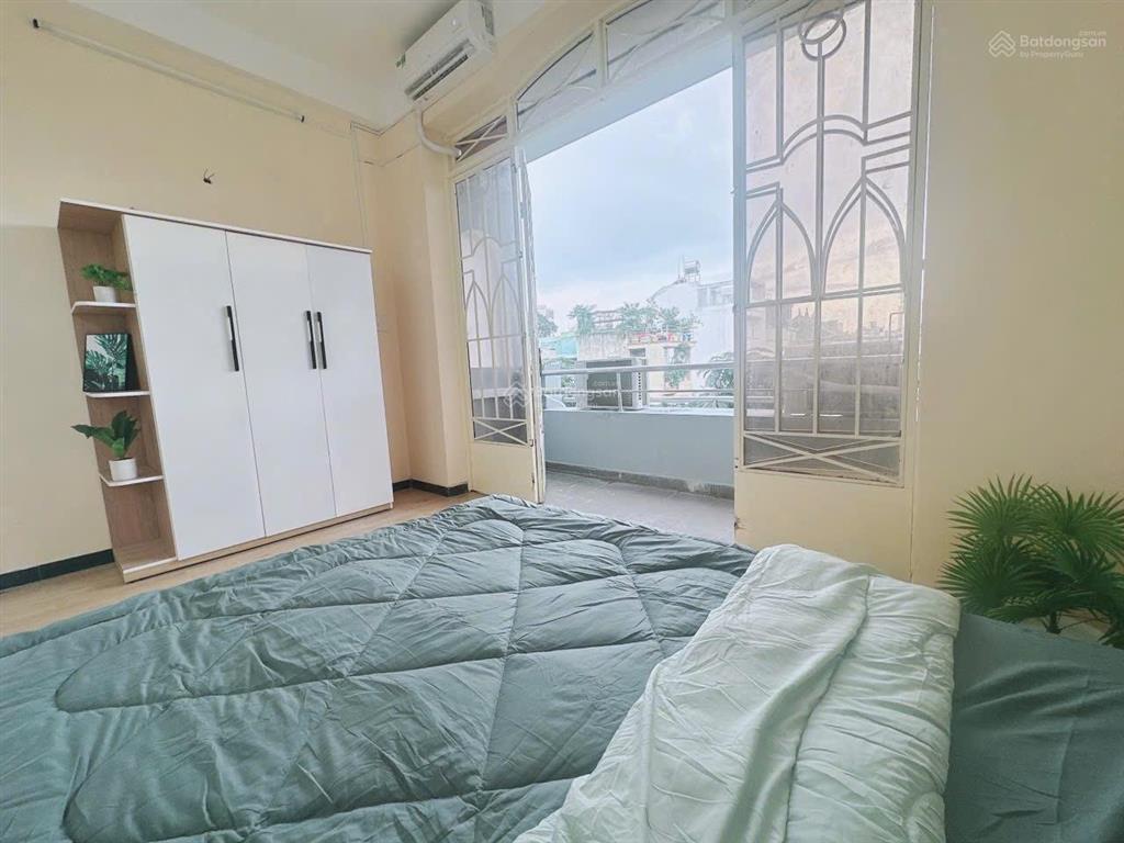 Cho thuê ch dịch vụ  2pn  1wc  ban công  máy giặt riêng ngay đh kinh tế (ueh), ngã 7 lý thái tổ