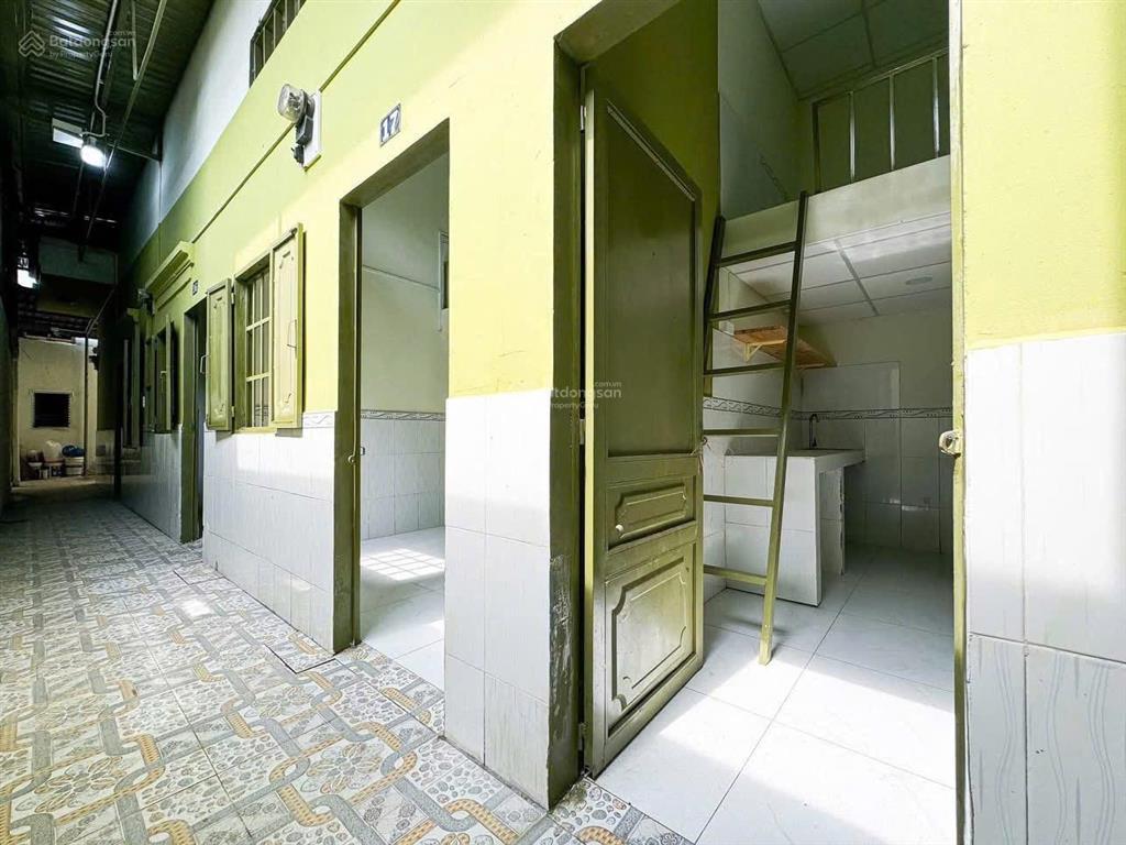 Bán nhà trọ rẻ thủ nhập 40 triệu/tháng. gồm 21 phòng gần ngã tư chiêu liêu tp dĩ an