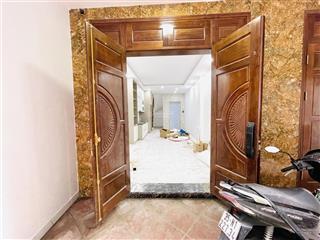Siêu phẩm hiếm nhà mới xuân đỉnh 40m6 tầng thang máy phân lô , ô tô đỗ , sát công viên
