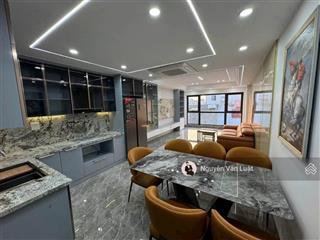 Bán nhà gấp xuân la 40m 6 tầng thang máy , nhà mới phân lô , sát hồ tây , ô tô đỗ , ngõ rộng 4m