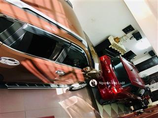 Tôi cần bán nhà trần cung 87m x 5 tầng , ngõ rộng 5m, cách 10m ra phố , gara ô tô 3 xe , phân lô