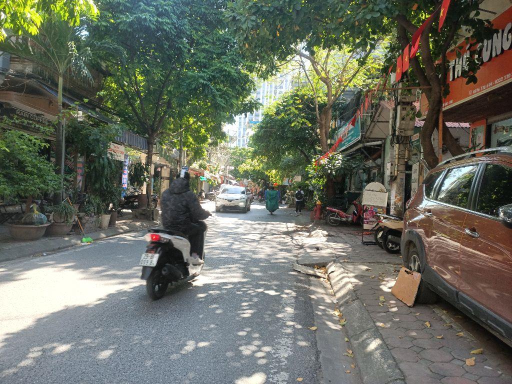 BÁN NHÀ MINH KHAI- SÁT GỐC ĐỀ- GẦN Ô TÔ- KHU VỰC TIỆN ÍCH BẠT NGÀN- FULL NỘI THẤT