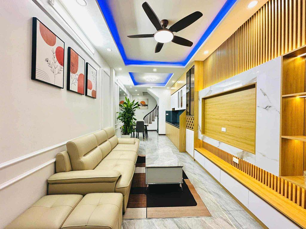 BÁN NHÀ MINH KHAI- SÁT GỐC ĐỀ- GẦN Ô TÔ- KHU VỰC TIỆN ÍCH BẠT NGÀN- FULL NỘI THẤT