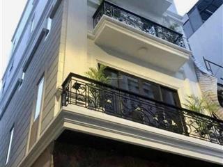 Ngã tư nhổn. nhà  lô góc, full nội thất, nói ko với quy hoạch dt 34m2 giá giá nhỉnh 5 tỷ