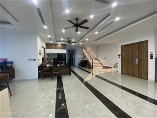 Tôi chuyển nhà cần bán gấp căn 193m rất rộng và yên tĩnh nhà cực lộc tại the manor giá 13,5tỷ full
