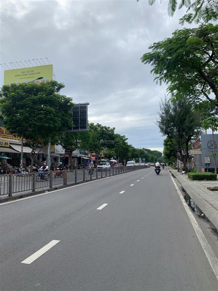 Bán nhà 2 mặt tiển đường dương quảng hàm giá 10 tỷ