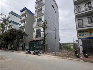Cần bán mảnh đất dv phân lô,vỉ hè, ôtô tránh taị ba la hà đông dt50m giá 9,9tỷ