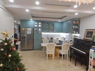 Hot! nhà đẹp đội cấn, ngõ nông cách oto 30 m view hồ đầm tròn 2 thoáng, nhà dân xây đẹp 45m2 4t
