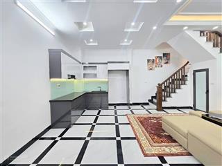 Giảm! phố đội cấn, ngõ thông, 1p ra ô tô, xe bagac đỗ cửa, kd, thang máy, tặng nội thất,75m2*6t.