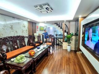 Nhà đẹp! phố hào nam, nhà dân xây, gần phố, bãi đỗ ô tô gần nhà, gần ga tàu điện, 43m2*5t