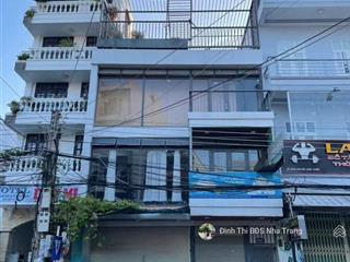 Bán nhà 4 tầng ngang 7m mặt tiền đường lớn gần trường đại học nhà trang