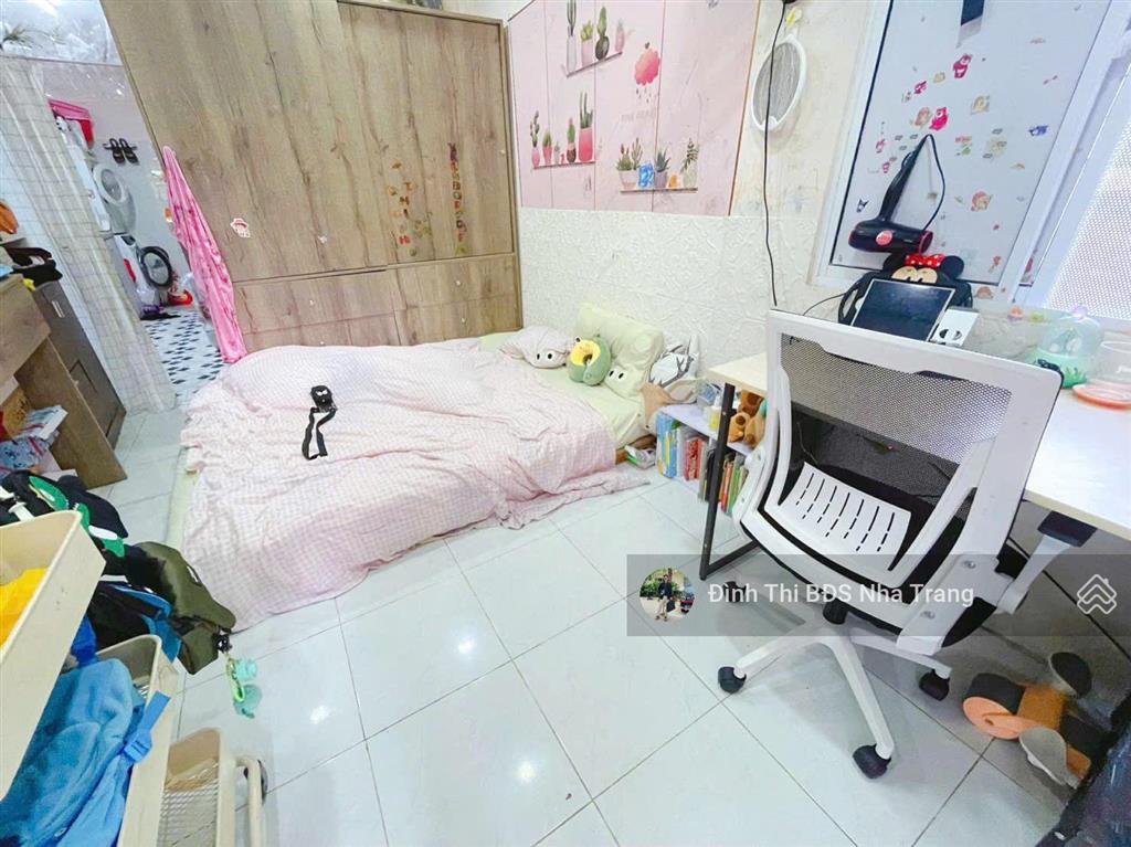 Quá rẻ  bán đất tặng nhà ngay lotte mart, giá tốt nhất thị trường, chốt nhanh kẻo lỡ