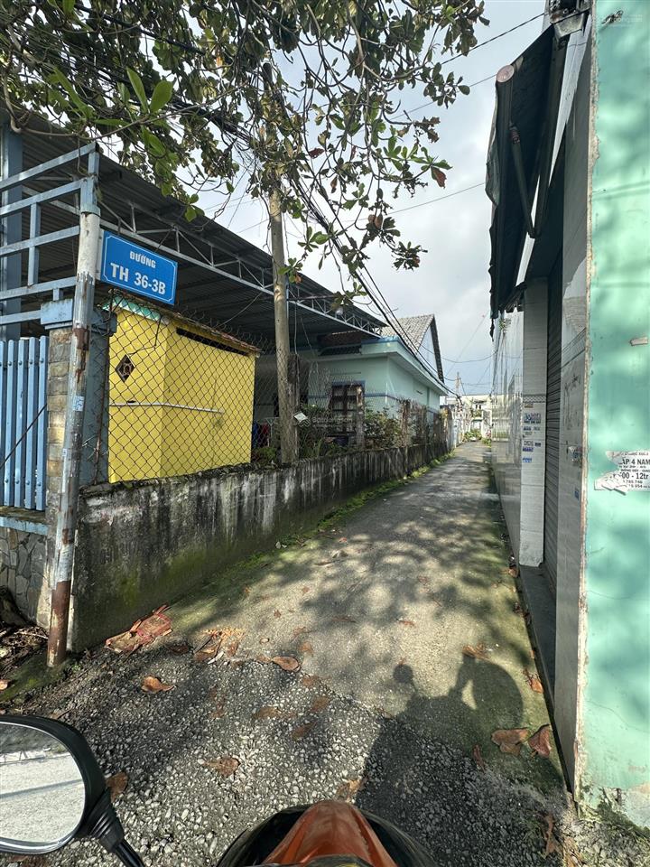 Nhà 60m2  giá tốt shr, hoàn công đủ cách mặt tiền chỉ 100m