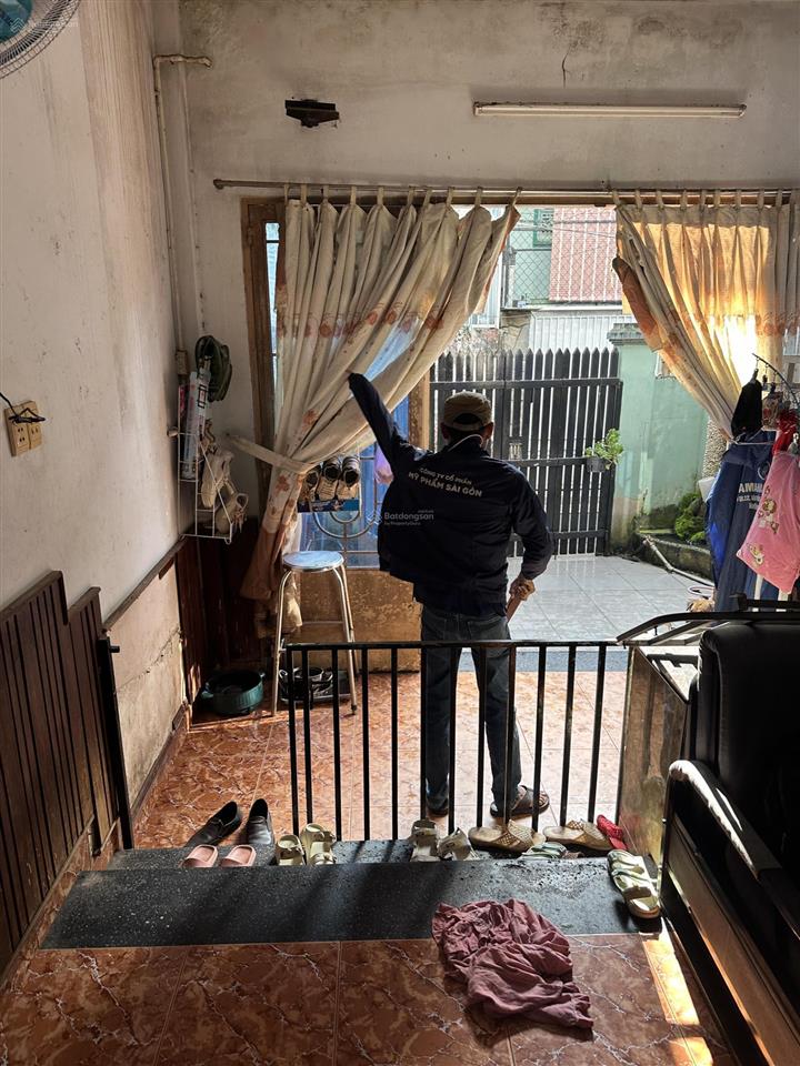 Nhà 60m2  giá tốt shr, hoàn công đủ cách mặt tiền chỉ 100m