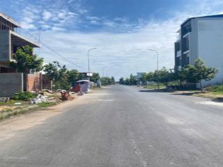 Chỉ còn 1 nền duy nhất  a4 kdc tân phú 100m2 hướng tây nam lộ giới 28m sổ hồng 2.15 tỷ