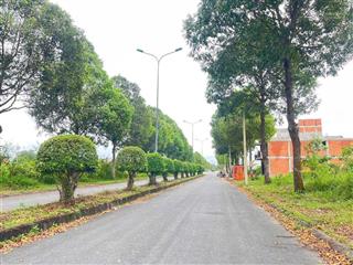 Cg nền đẹp  ngay chợ  ngay khu công nghiệp đông đúc  110m2 đường phượng hoàng kdc hoàng quân