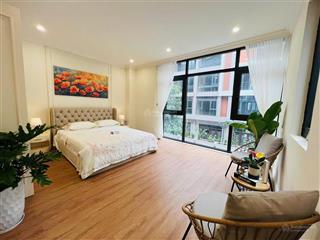 Bánnhanh căn 70m2 đã hoànthiện đẹp 3 tầng đủ đồ nhận nhà về ở luôn, cạnh công viên nước, giá 11 tỷ