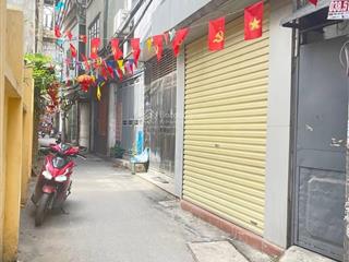 Góc giải cứu, đến hạn trả ngân hàng, cần bán gấp, mảnh đất tặng nhà 2t  trung tâm  cổ nhuế