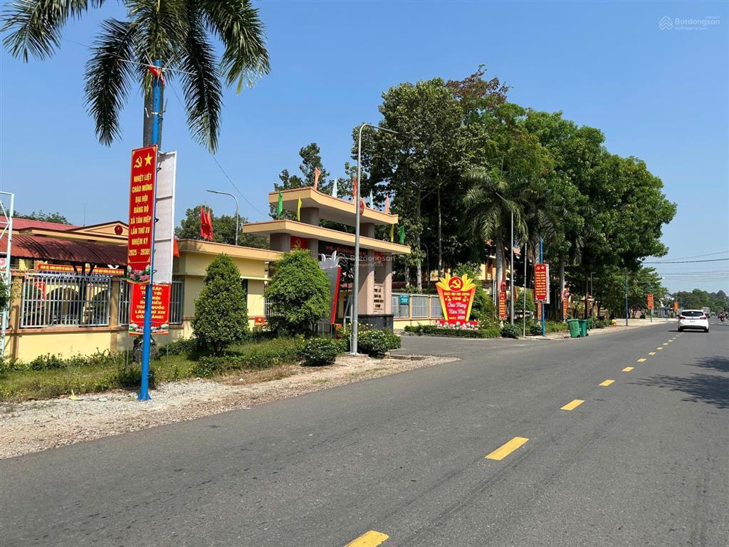 Sở hữu miếng đất ở tphcm đúng giá 490tr sau lưng ủy ban xã đường xe oto dân đông shr