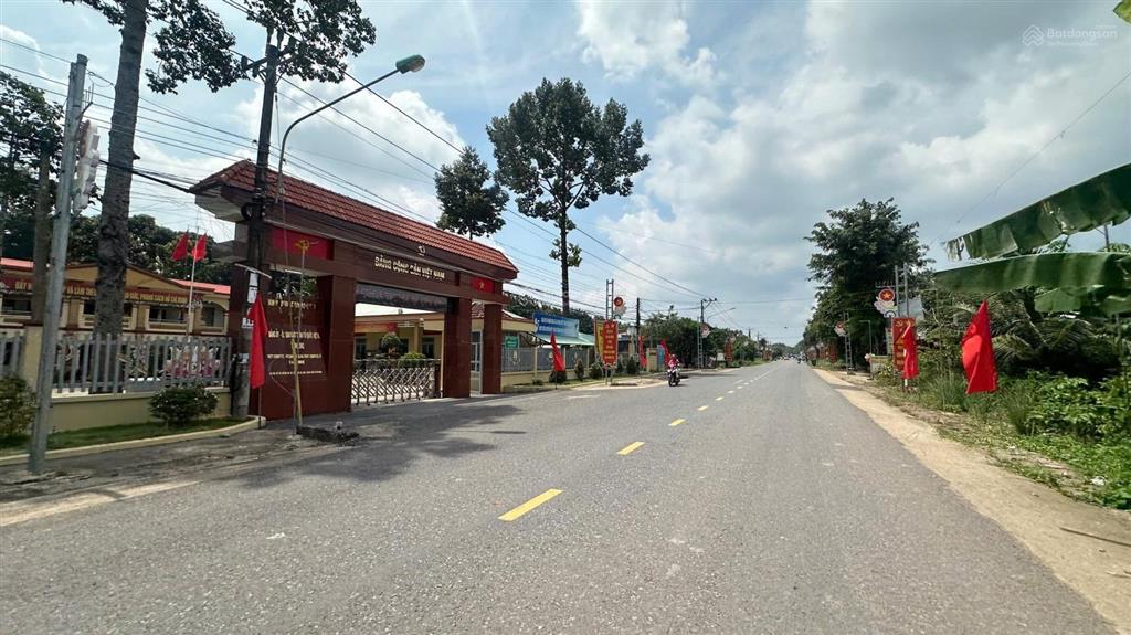 Bán đất 2 mặt tiền tại an long, tphcm. 832m2 có 300m(tc). giá 540tr sổ sẵn sang tên ngay