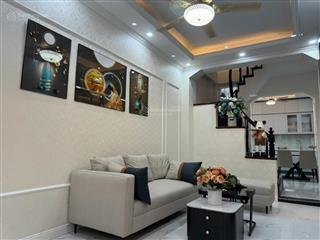 Nhà mới koong * đẹp long lanh * ngõ 175 lạc long quân * 35m * 5 tầng