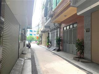 Phân lô ô tô vào nhà  gara  thang máy  phố trần quốc hoàn  phạm tuấn tài, 58m2 x 5tầng, mt 4.8m