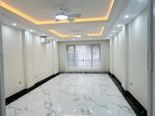 Siêu víp  ngõ 106 hoàng quốc việt  gara ô tô, kinh doanh, ngõ thông, 30m ra phố, 70m2 x 5t, mt 6m