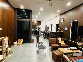 Cơ hội vàng ! nhà lô góc  phố nghĩa đô  thang máy, view sân công viên, 60m2 x 6 tầng, mặt tiền 5m