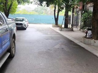 Bán nhà kđt mới đại kim ô tô tránh kinh doanh, vỉa hè thang máy