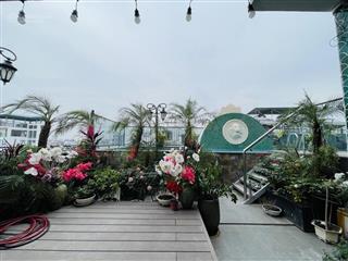 Tòa khách sạn 5 sao "charmpearl hanoi hotel"  lô góc 4 thoáng  vìa hè  ôtô tránh  gara ôtô