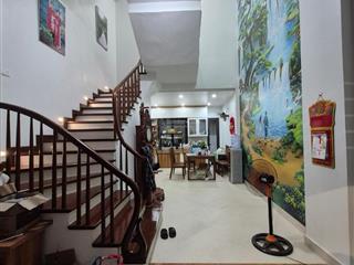 Trung tâm thanh trì 60m, lô góc 5 tầng, mt 4.6m, tặng nội thất xịn xò, ở cực sướng, nhỉnh 9 tỷ