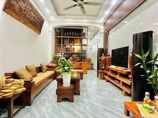 Bán nhà tt thanh trì  gần tecco  50m2  4 tầng  ô tô đỗ cổng  5 tỷ