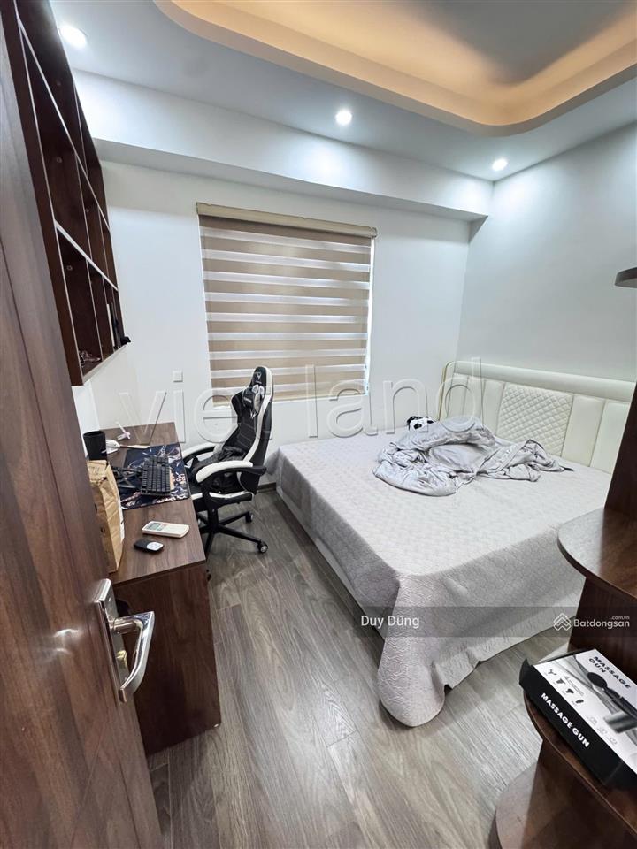 Tôi bán chung cư hà đông ct5 kđt xa la, giá tốt nhất 4.3x tỷ 82m2, 3pn, 2wc. duy nhất một căn