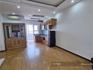 Giảm giá sâu bán nhanh căn chung cư 2pn, 2wc tòa ct4  kđt xa la, hà đông. căn góc  cần bán gấp