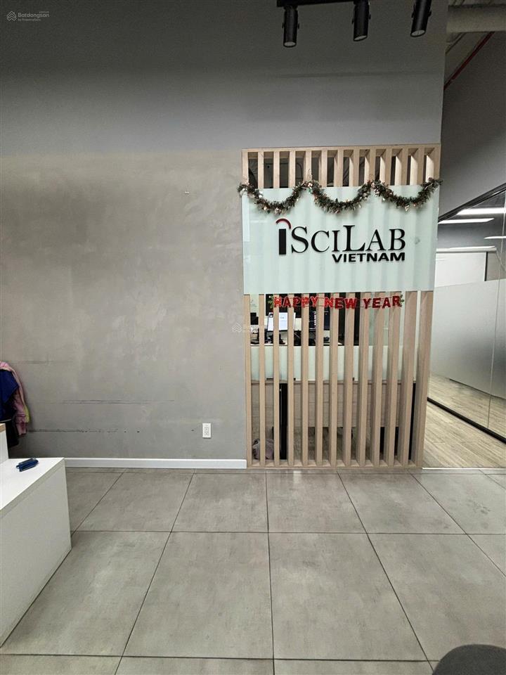 Cho thuê văn phòng  diện tích 135.35m2  quận 10