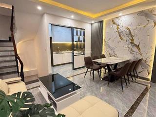 Bán nhà đẹp  cầu giấy  35m² x 5 tầng  mặt tiền 5m  chỉ hơn 8 tỷ  full