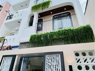 Tôi cần bán nhà lê văn sỹp12q3, gần trường thcs đoàn thị điểm. 3tỷ250/70,3m2 đang cho thuê 21tr